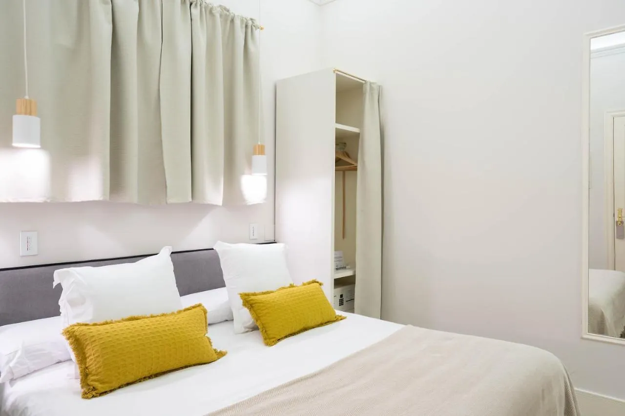 Hotel Feelathome Casa Bertrand Barcelona
