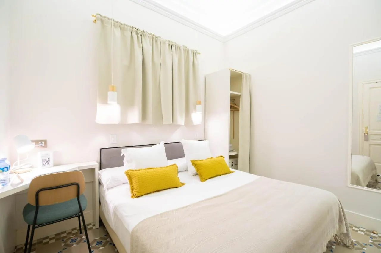 Feelathome Casa Bertrand Barcelona 0*,