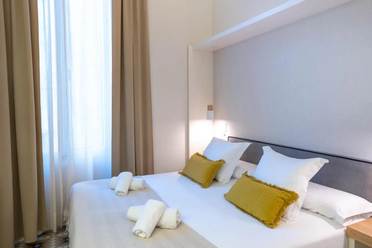 Feelathome Casa Bertrand Barcelona