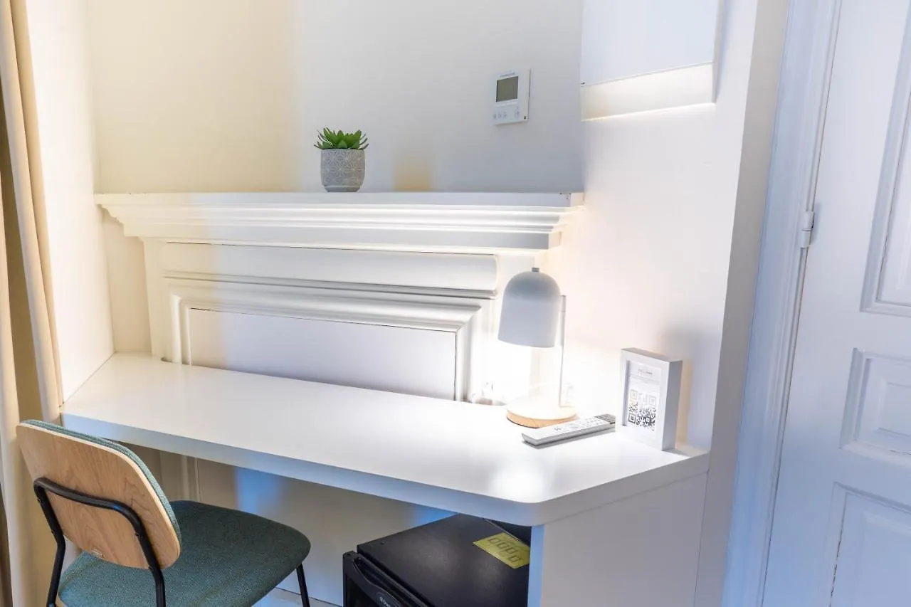 Feelathome Casa Bertrand Barcelona